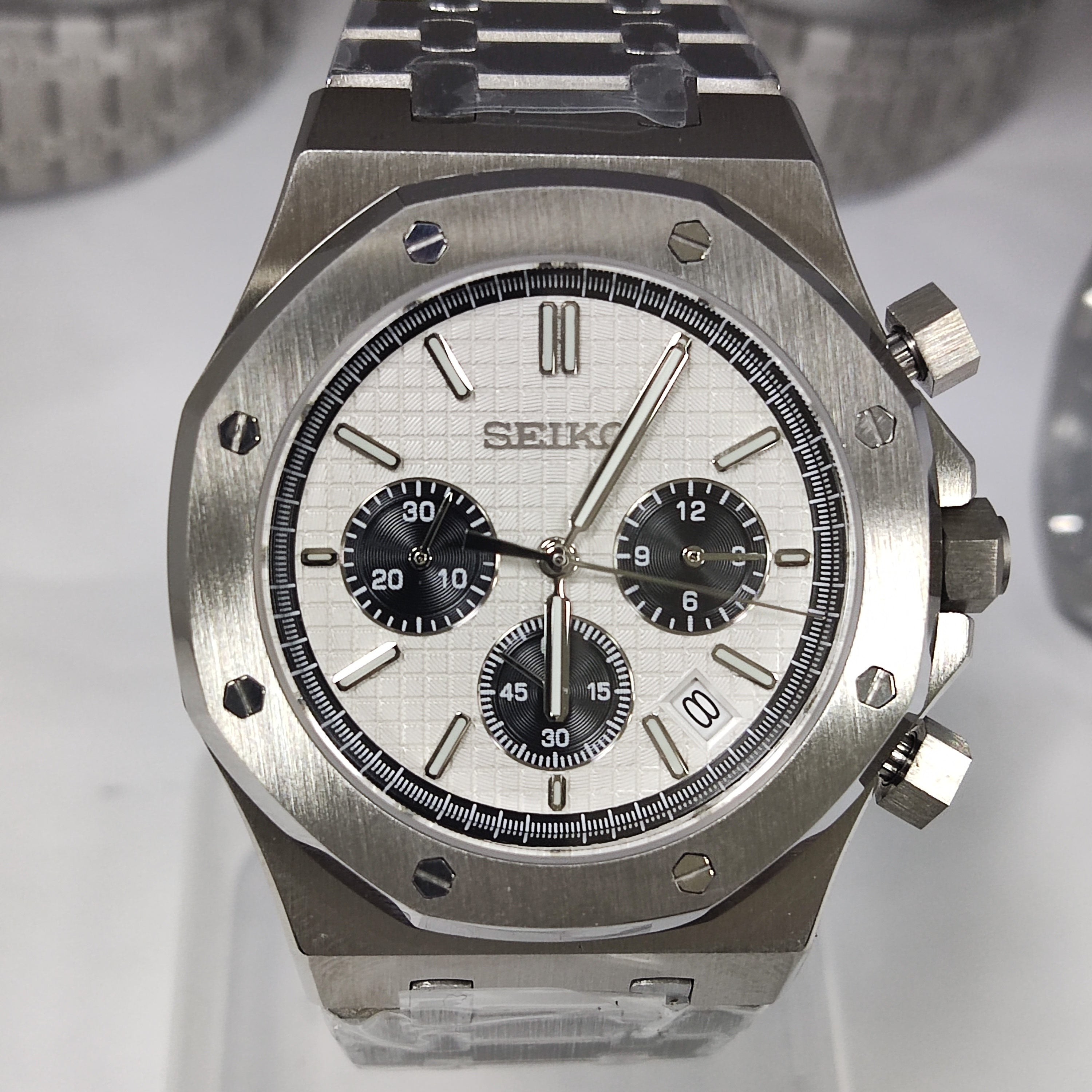 Seiko Royal Oak Mod White Chronograph Mod Watch